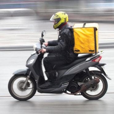 Restaurants Struggle with Delivery Fees During Pandemic