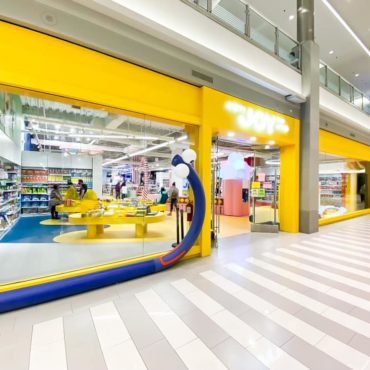 New Mall of America Toy Store Bets on Experience