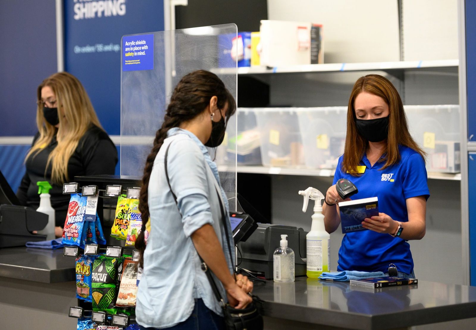 Consumer Demand for Tech Boosts Best Buy Earnings