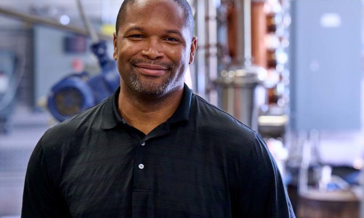 Minneapolis Distillery Lands Distribution Deal with Delta Air Lines