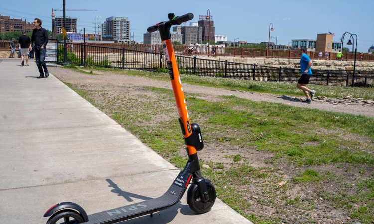 Minneapolis, St. Paul Weigh Joint Bike, Scooter Program
