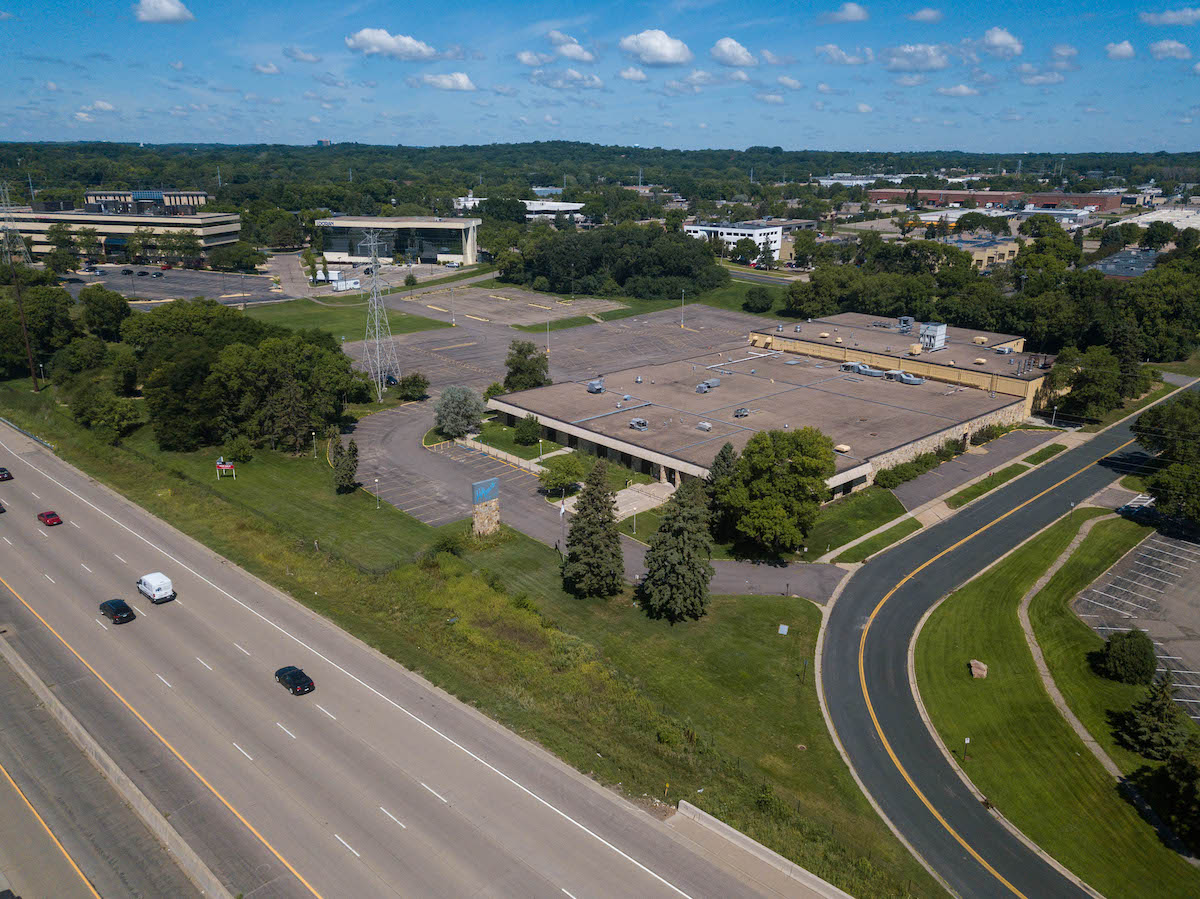 Schmitt Music to Open New HQ and Showroom in Bloomington