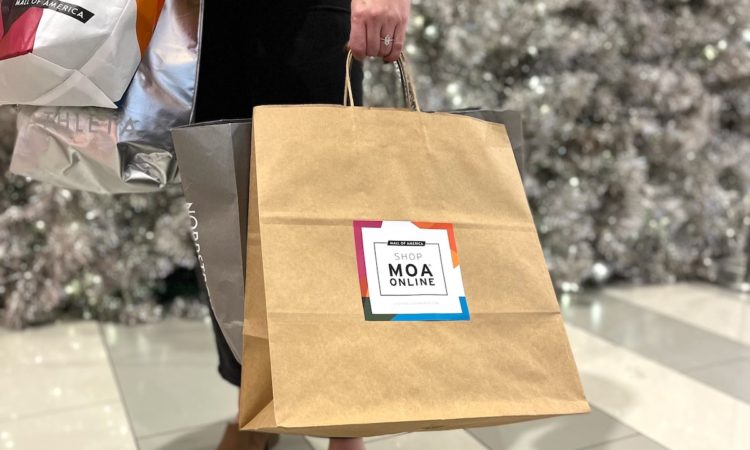 Mall of America Embraces Online Shopping