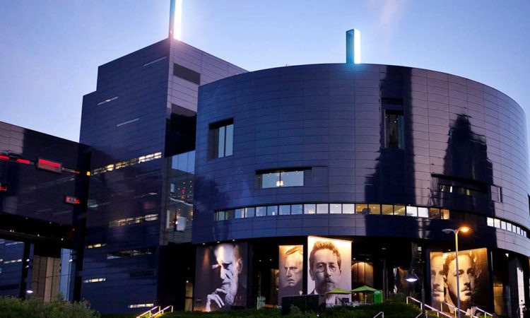 Guthrie Theater Announces Surplus Despite Pandemic Closure