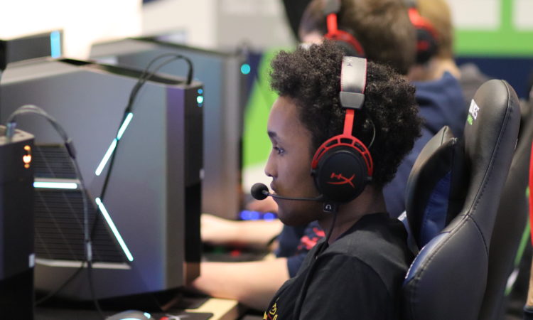 The Twins Sponsor High School Esports League