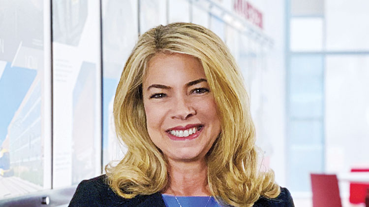 Mary Jo Kelly Vice president, Kraus-Anderson