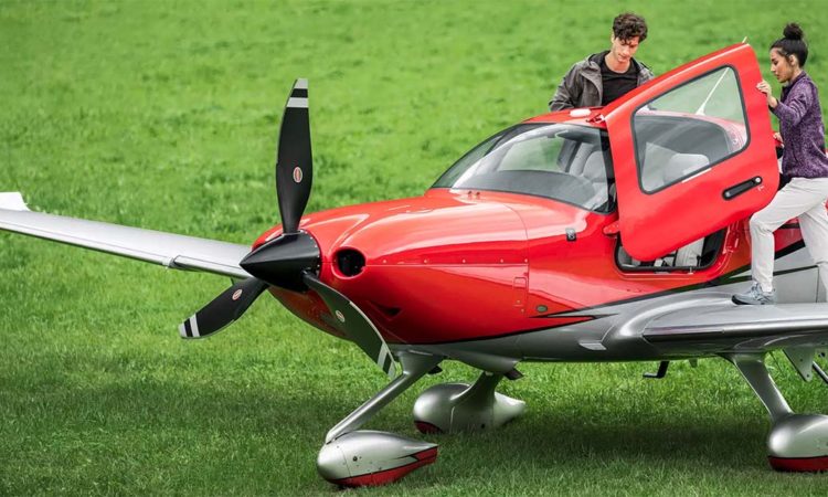 Cirrus Aircraft Opens Sales Office in France