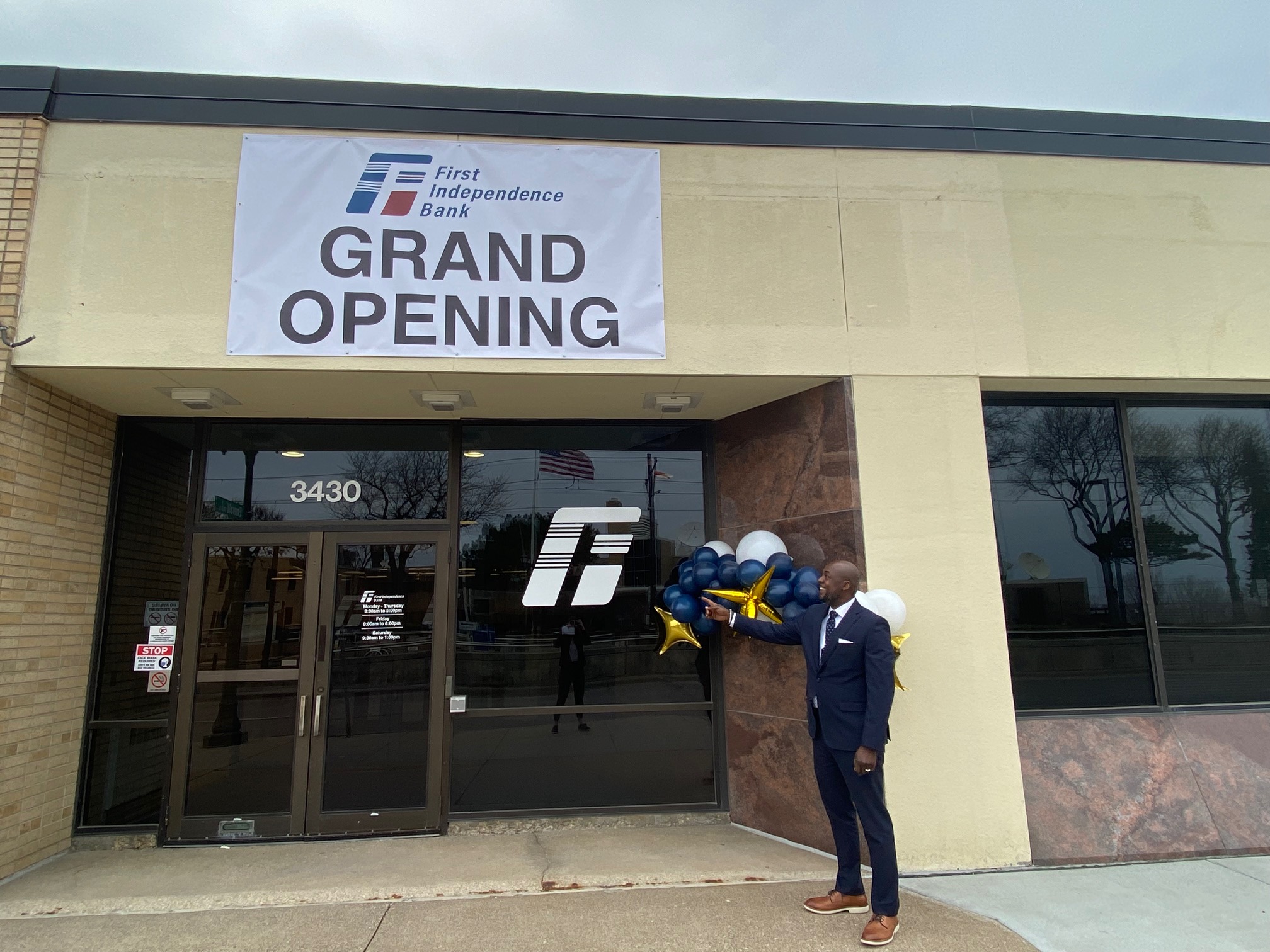 Minnesota’s First Black-Owned Bank Looks to Aid Unbanked, Underbanked Communities