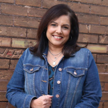 WCCO Radio Host Vineeta Sawkar’s Social Network