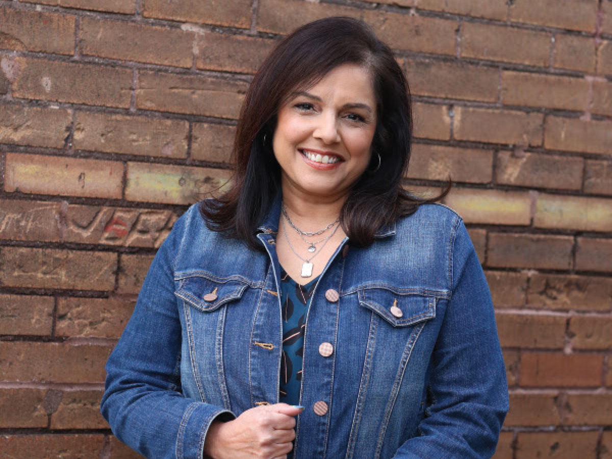 WCCO Radio Host Vineeta Sawkar’s Social Network