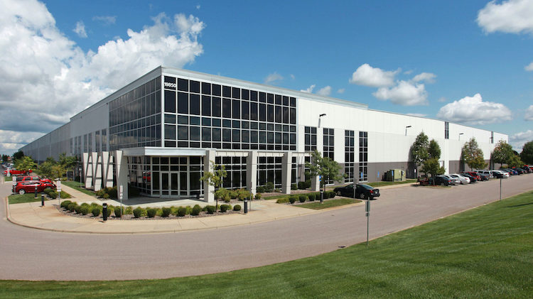 Bobcat Company Expands to Rogers