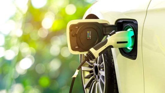 What California’s Ban on New Gas-Powered Cars Means for Minnesota