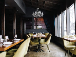 Private room at Lat 14 in Golden Valley