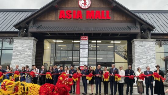 The Asia Mall Takes Root in Eden Prairie