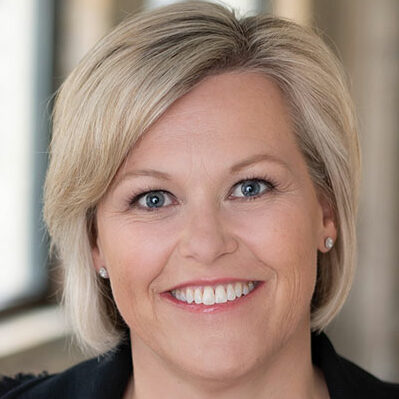 Christina Hennington