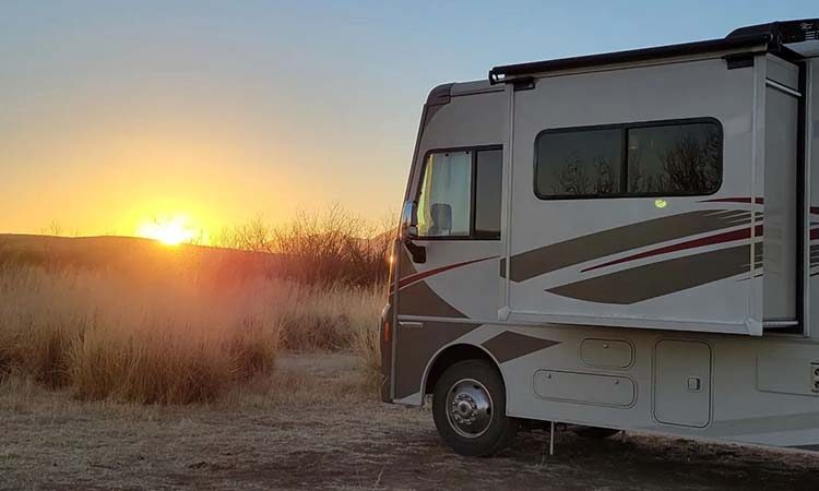 Winnebago Industries to Acquire Battery Company