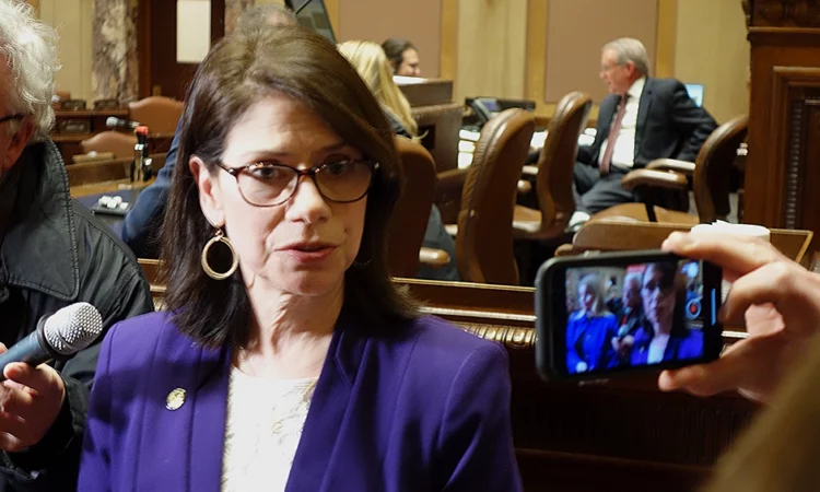 An End to ‘Commissioner Wars’?