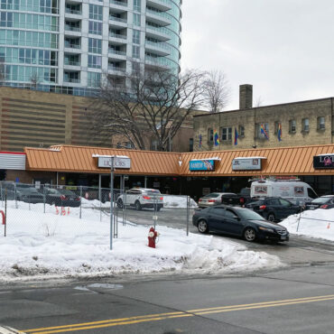 Why There’s a Fence Around the Shuttered Loring Park Speedway