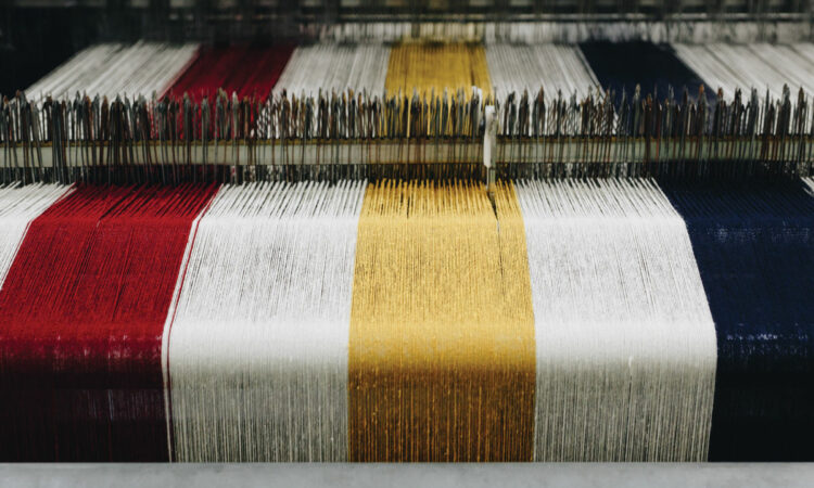 Faribault Mill Cuts Prices on Blankets