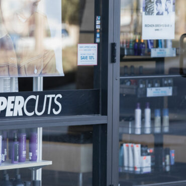 Regis Shareholder Asks for Board Refresh