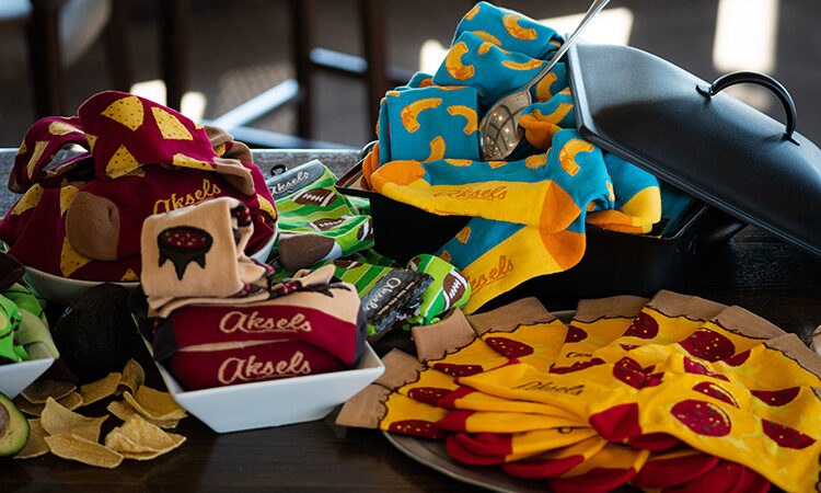 Lakeshirts to Acquire Colorado Apparel Business