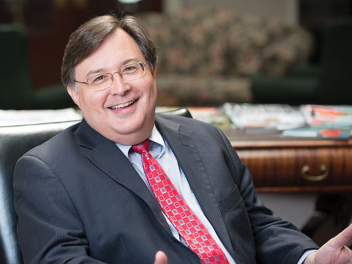 Social Network: Economics Professor Louis D. Johnston