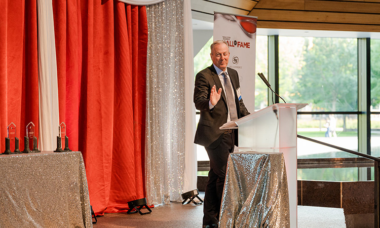 SPS Commerce Jim Frome introduces SPS Commerce CEO Archie Black.