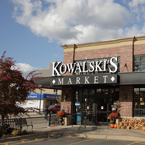 Workers at Six Kowalski’s Stores Inch Closer to a Strike
