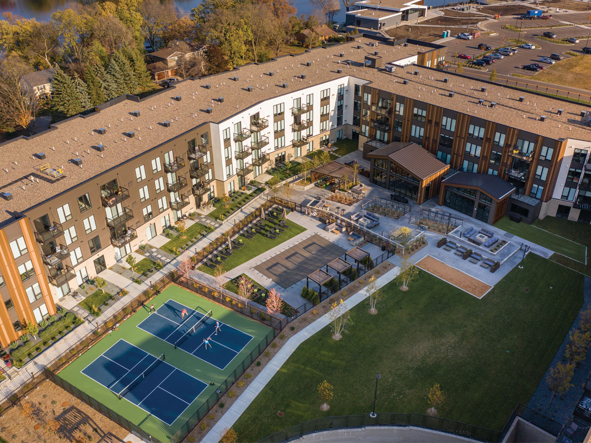 The Bowline at Mississippi Crossings