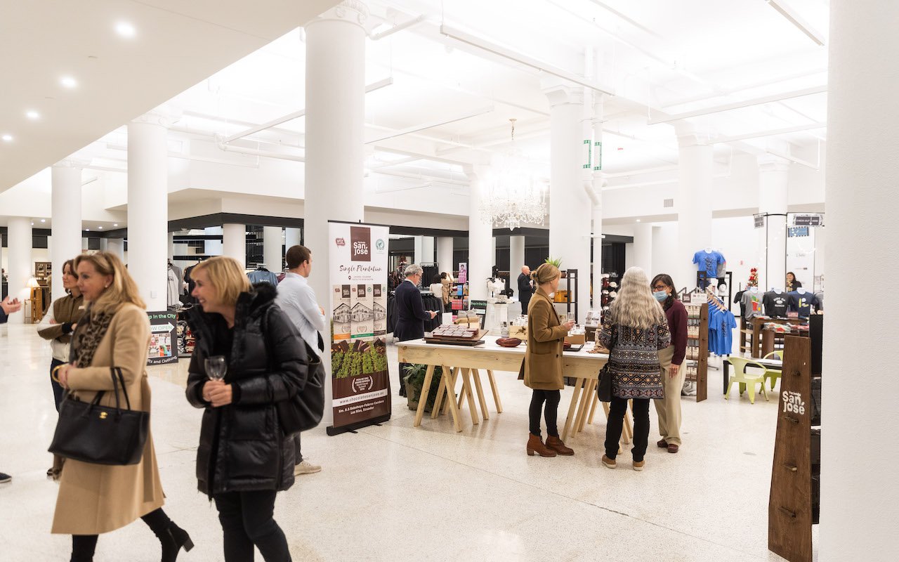 Biggest Season Yet for Holiday Pop-Up Markets