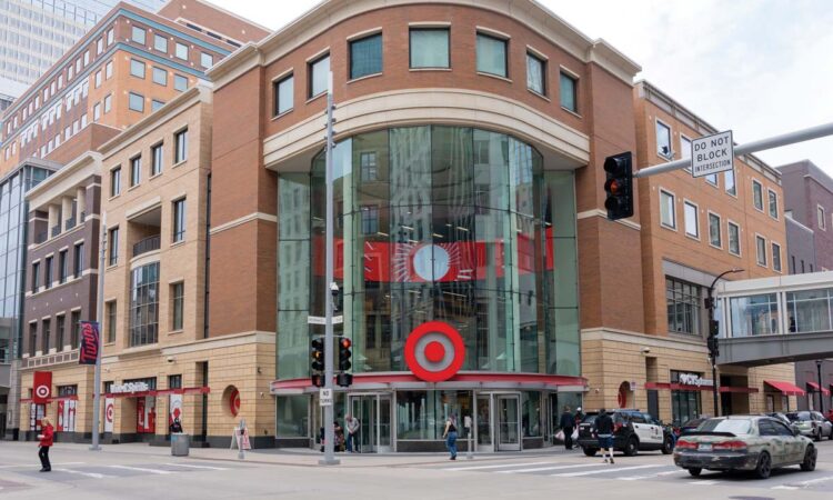Target Expects Year of Growth Amid Continued Sales Decline
