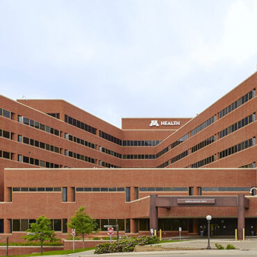 University of Minnesota to Buy Back Teaching Hospital from Fairview