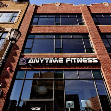 Anytime Fitness Parent to Merge with Orangetheory