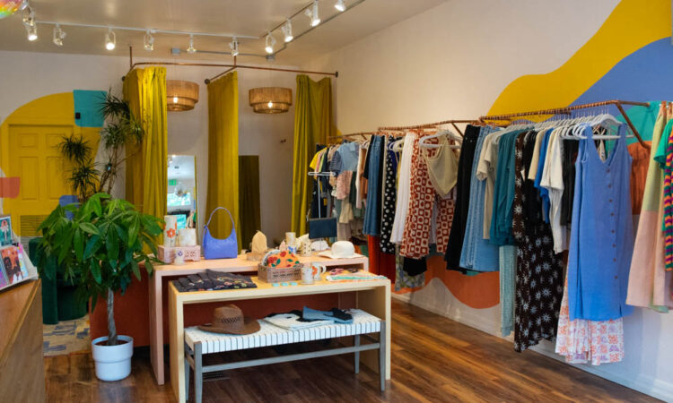 Uptown Boutique Les Sól Calls It Quits