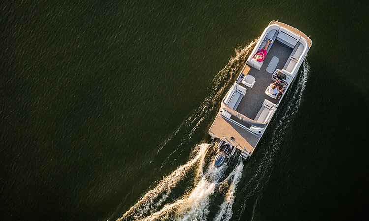 Polaris Expands Boat Rental Business