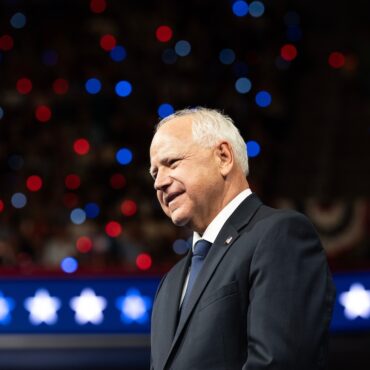 Walz Campaign Aims to Attract Businesses to Minnesota