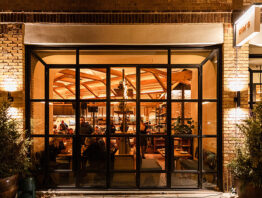 Exterior shot of Kim's restaurant in Uptown Minneapolis