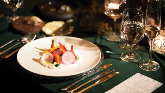 At Four Seasons, a Faux Wedding with Real Stakes