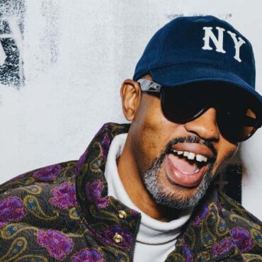 Houston White Means Business