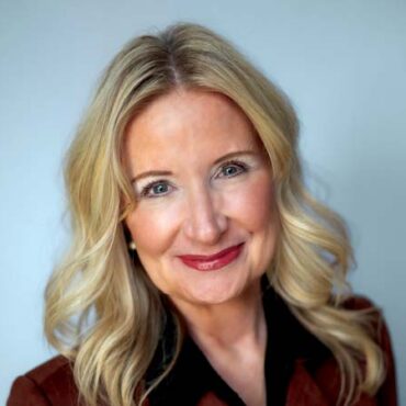 TCB 100 People to Know in 2025; Jennifer Smith, Managing director retail leasing, Galleria