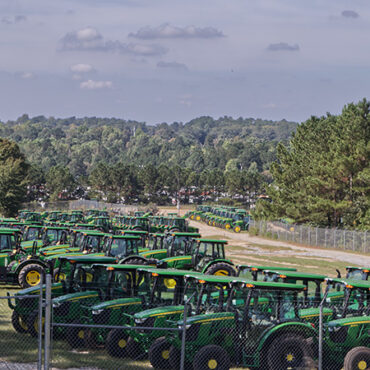 Minnesota Sues John Deere Over ‘Repair Monopoly’ Allegations