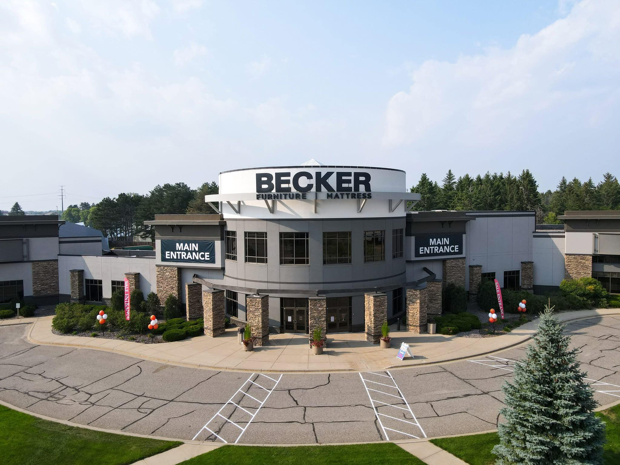 Furniture Mart Completes Acquisition of Two Minnesota Brands