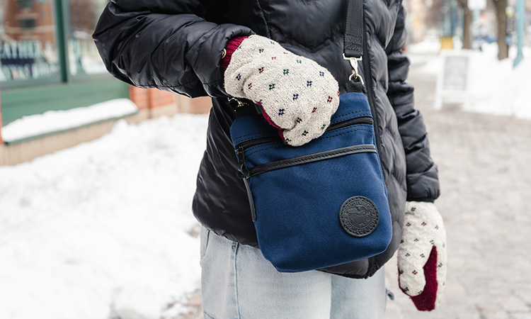 Duluth Pack's crossbody purse