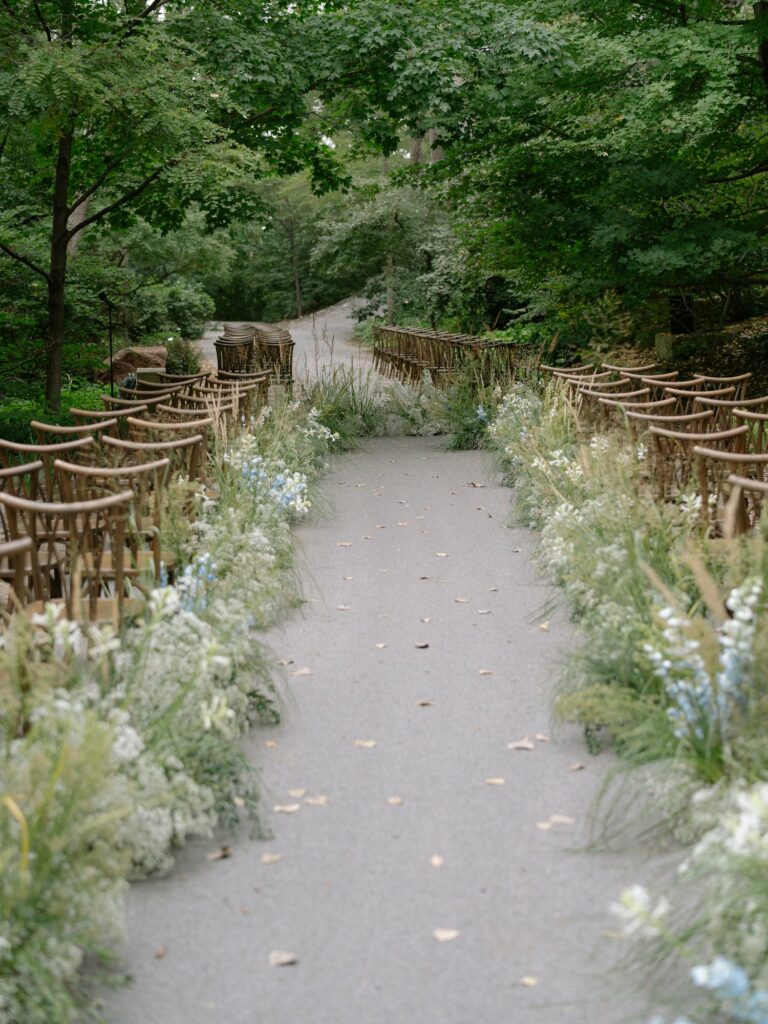 An example of Ashley Fox's wedding floral design