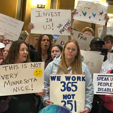 Minnesota Budget Work Moves Behind Closed Doors