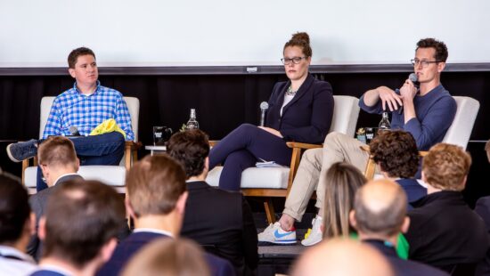 The More You Know: How Good Investors Get Better