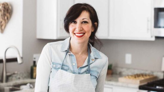 Social Network: Robyn Frank