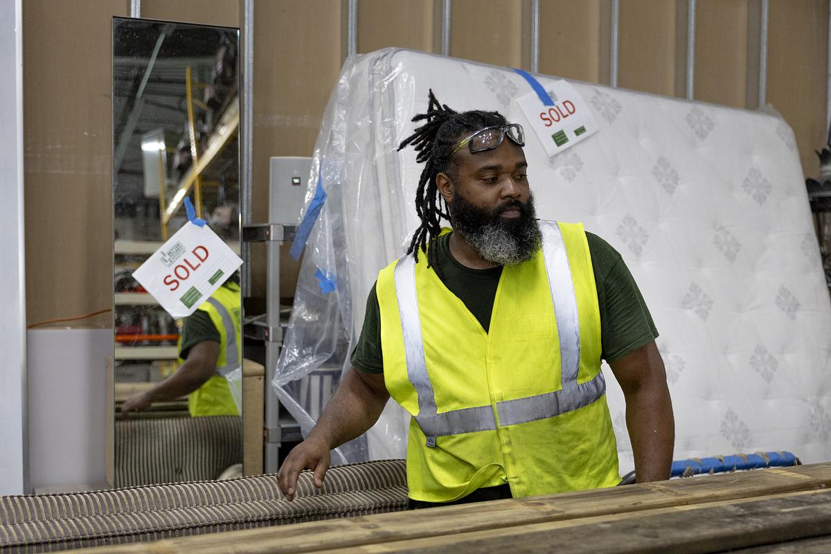 Minnesota Economy Grows as Formerly Incarcerated Workers Feel Slowdown