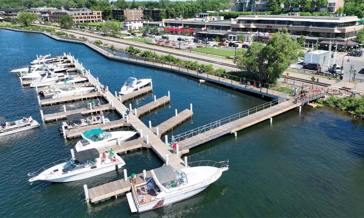 Panoway on Wayzata Bay