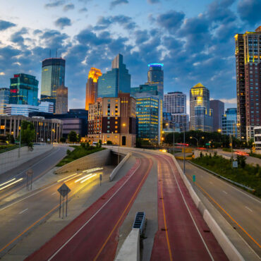 Minnesota Economy at a Crossroads, Says Chamber of Commerce